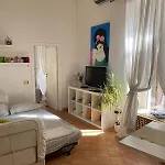 La Piazzetta * نابولي