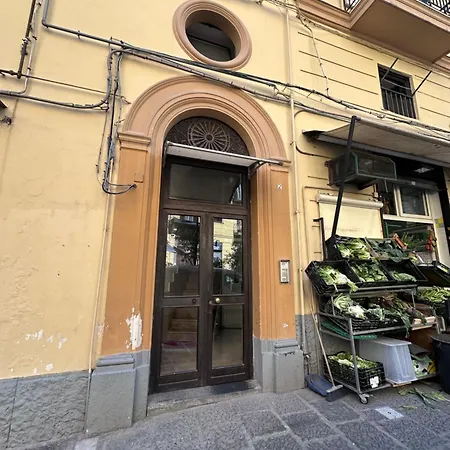 La Piazzetta * ナポリ
